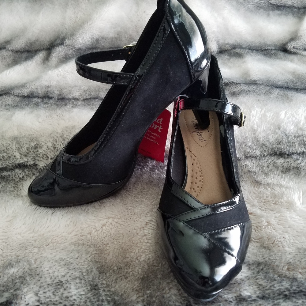 Dexflex Black Shoes